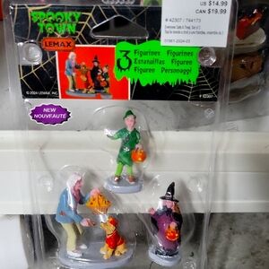 Lemax Spooky Town Figurines Set
